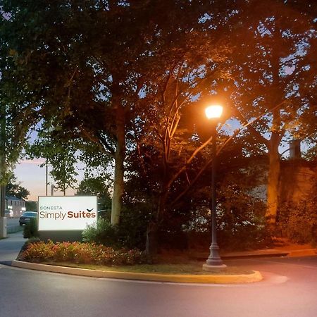 Sonesta Simply Suites Falls Church Esterno foto